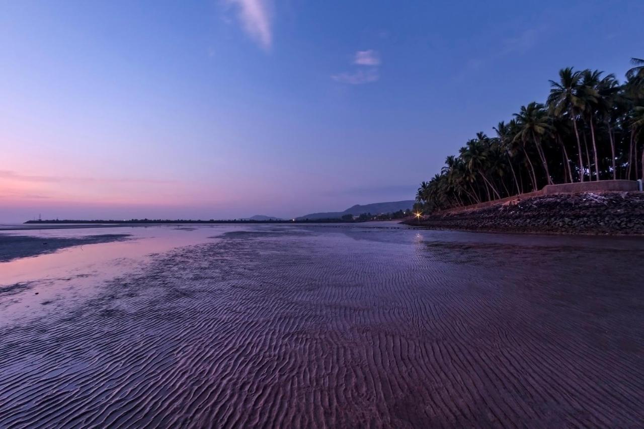 Saffronstays Little Paradise, Murud Exteriör bild